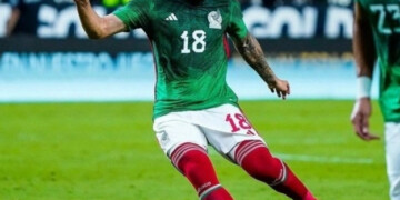 César Montes y Luis Chávez se unen a los convocados de México rumbo al Mundial