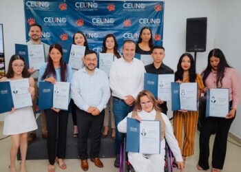 Invitan jóvenes de CEUNO Navojoa a Toño Astiazarán a impartir conferencia sobre innovación