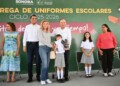 Arranca Gobernador Durazo distribución de uniformes escolares gratuitos Sonora