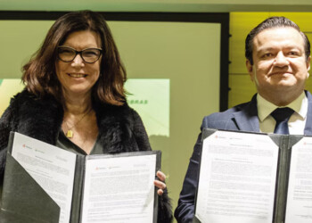 Firman acuerdo Pemex y Petrobras; van por petróleo en aguas profundas