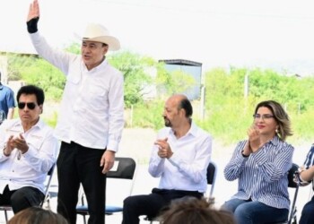 Gobernador Durazo impulsa la renovación de carreteras en todas las regiones de Sonora