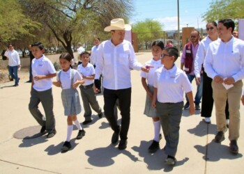 Gobernador Durazo da a conocer calendario escolar 2026-2027; regreso a clases será el 31 de agosto