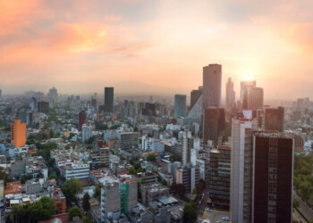 Economía de México ‘sorprende’ con crecimiento mayor al previsto: Sube 1.5% en segundo trimestre