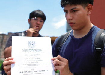 Aspirantes aceptados alistan nueva marcha