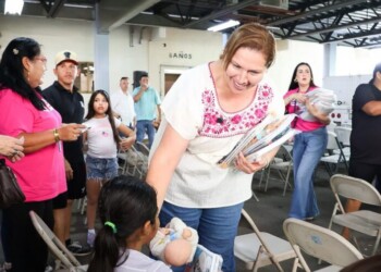 ENTREGA DIF CAJEME CERCA DE 700 PAQUETES DE ÚTILES ESCOLARES A FAMILIAS
